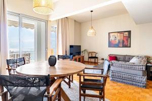 Baobloom Horizon - Seafront Apartment in the heart of Thessaloniki