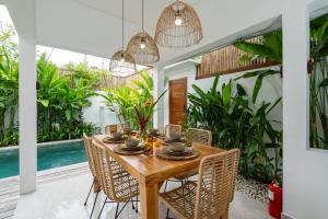 Villa Sana - Private 2BR Villa with Pool, 5 Minutes from the Beach