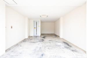 15-minute drive to USJ, private detached house, 2 bedrooms, 6 beds, accommodates up to 12 people