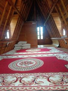 Rumah kayu Cikareo Antonio Monroe
