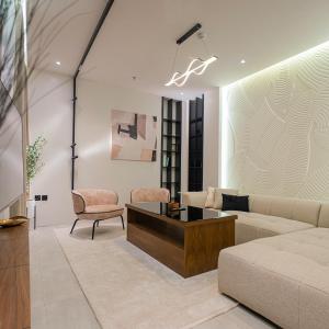 Executive Secluded 2-Bedroom Apartment in Alnada
