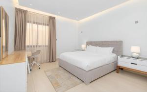 Stylish Modern apartment in Alwadi Ajlan Rivera