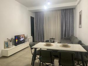 Luxury Square 21 Apartment Tirana