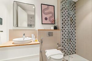 FIRST CLASS 2BR Modern Retreat Next to Mall