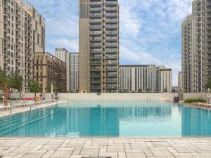 FIRST CLASS 2BR Modern Retreat Next to Mall