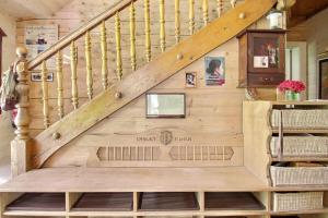 Duplex Piano Bar Fireplace