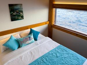 RITRELLA FLOATING HOTEL&YACHT - FREE beach access daily - Full board meal plan