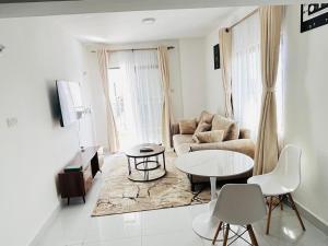 Joy Luxe Stay