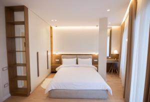 Villa Matias - Suites and Apartments