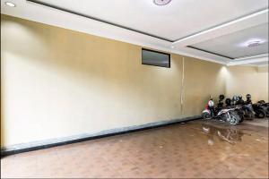 RedDoorz Syariah near Exit Toll Banyumanik Semarang