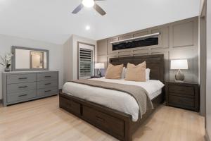 Stunning Overland Park Home 38
