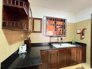 Bola Apartments