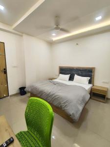 Hotel The Skyluxe