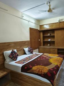 Third eye view hotel and hostel