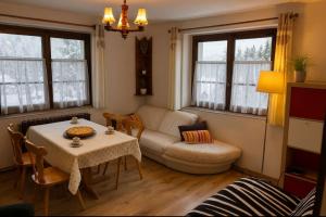 Family House With Balcony Garden Wi Fi