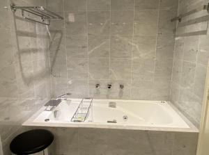 3BR Tour Eiffel Trocadéro Raymond Poincaré