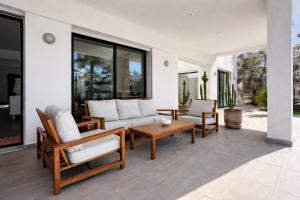 Villa Solreya Contemporary oasis with pool