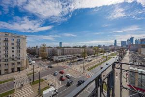 Luxury Two-Bedroom Apartment with a Balcony in Warsaw by Renters Prestige