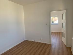 Private Riverside Apartment Brno