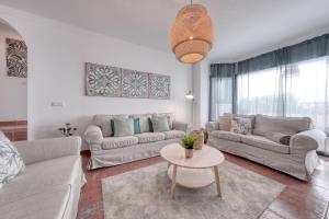 Villa Maria - Pool, Ping pong and Billiard - 10min from the Beach By Lanzarote Vacation Homes