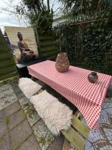 Heerlijk chalet Wetterwille aan een groot meer