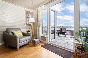 Keer Lodge a lakeshore haven Pine Lake Resort