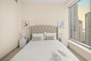 FIRST CLASS 1BR Luxury Marina View Living