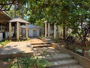 P S R OASIS nature retreat