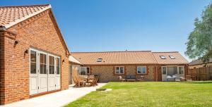 Flint Cottage Brancaster Staithe
