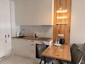 Kierbedzia Modern Apartment