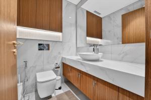 Bright 1BR in Azizi Riviera 69 Meydan