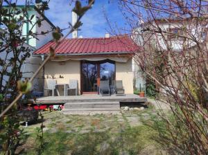 Small house with a garden in the heart of Slavkov