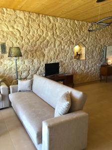 Sarantos Pool Suites