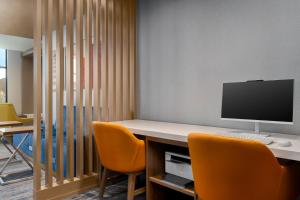 Holiday Inn Express & Suites DFW Airport Southwest - Euless by IHG