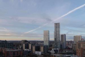 Perfect place - 2 bedroom in The Edge