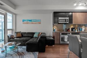 The Best Location 2 Bedroom Condo in Heart Downtown Toronto