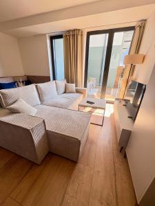 Moderný apartmán v centre Banskej Bystrice so súkromnou terasou a parkovaním