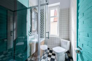 Zabytkowa kamienica przy plaży by NorthSide Apartments