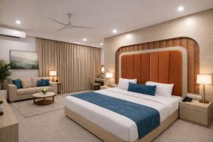 Hotel Paragon Suites Near Delhi Airport