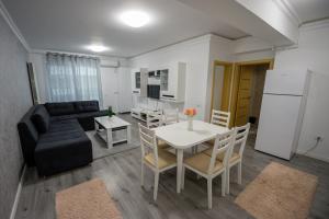 Apartament 2 camere Moonlight Mamaia et 1