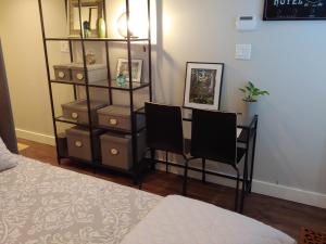 Elegant Private Guest Suite - Close to Transit