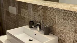 Vendi Grand Square Residence