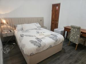 Seraphic unsuite rooms medway Kent