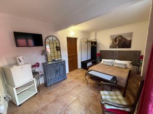 Chambre SEVILLE - Piscine chauffée - Mas Saint-Louis