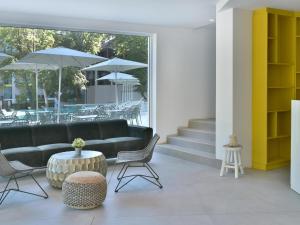 ibis Styles Golden Sands Roomer Hotel