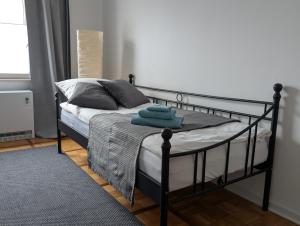 Zentral gelegen, Sehr geräumig, 3 Zimmer, 3 Betten