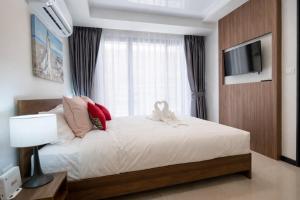 KAI Condo 1BR Pool View NBC Nai Harn
