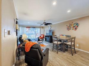 Lakefront Action Paddle Pickle Pool Sunset