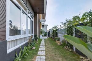 Luxury House with Private Pool for Gathering