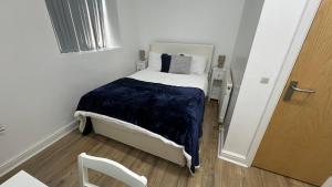 Sangha Hall - Private Ensuite Rooms with Shared Kitchen